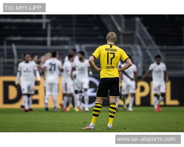 全场最低分!哈兰德全场数据:5射2正,仅完成9次传球 全场最低分!哈兰德全场数据:5射2正,仅完成9次传球