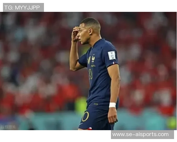 早报：姆巴佩正式登陆巴黎被送上热搜的却是温格